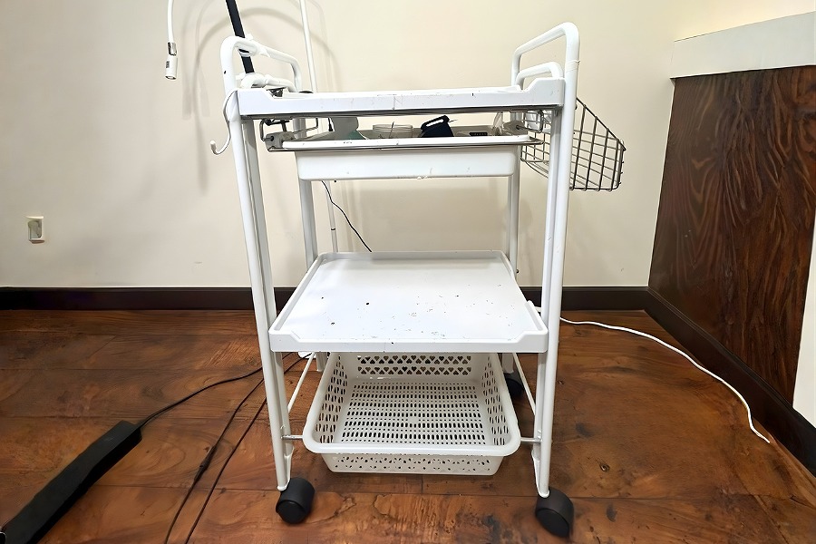 アイリスト 施術用ワゴン