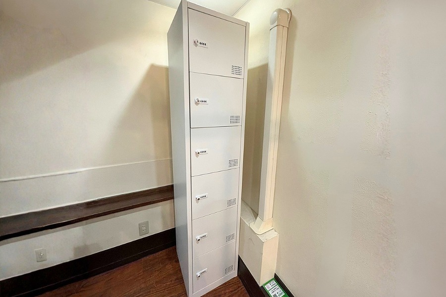 シェアサロン フィーカ志木店 契約ロッカー