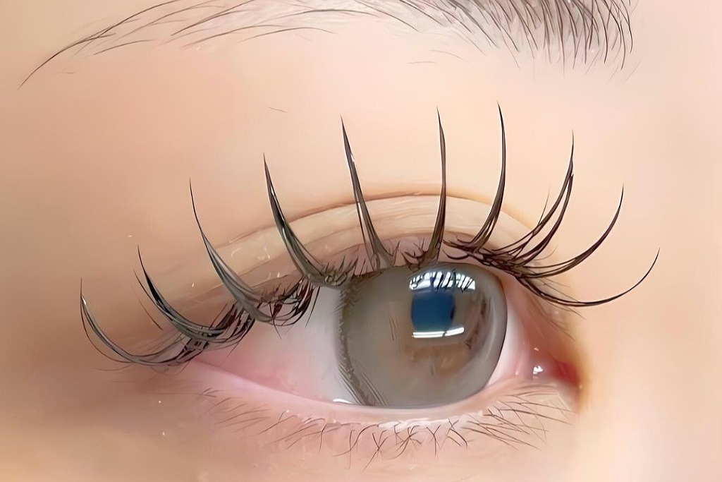 束感マツエクの目元アップイメージ