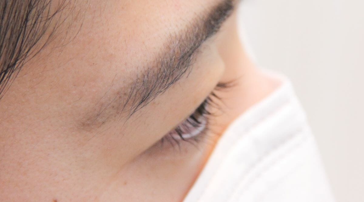 まつ毛パーマで 奥二重の目元は二重になる 株式会社a Round Match